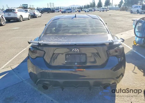 2018 Toyota 86 Gt из США, поврежденный, VIN JF1ZNAE16J9701225